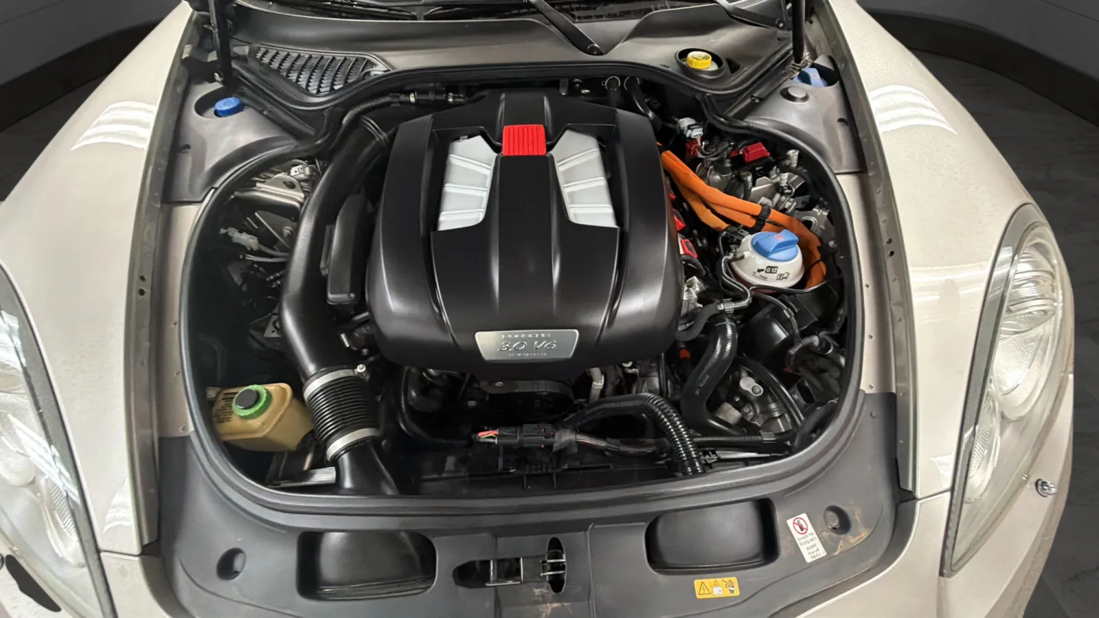 Porsche Panamera photo 22
