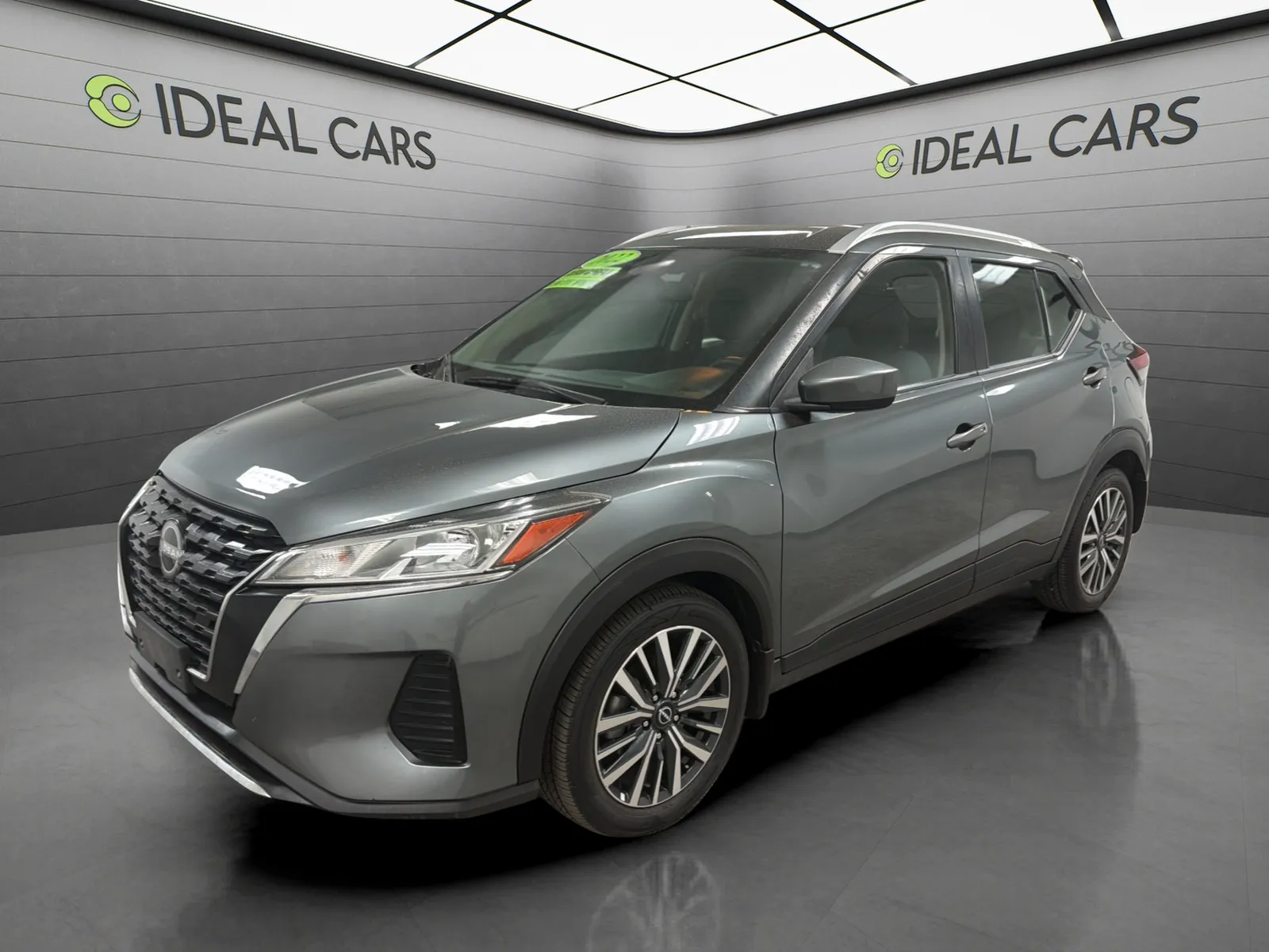 Gray 2022 Nissan Kicks SV for sale in Mesa, AZ