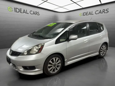 Silver 2013 Honda Fit Sport for sale in Mesa, AZ