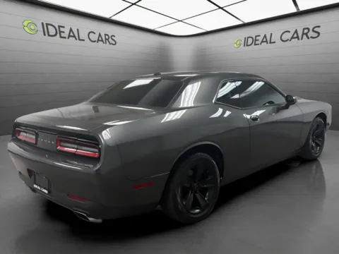 More photos of 2016 Dodge Challenger SXT at Ideal Cars - Main Street, AZ