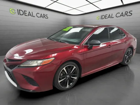 Red 2018 Toyota Camry XSE for sale in Mesa, AZ