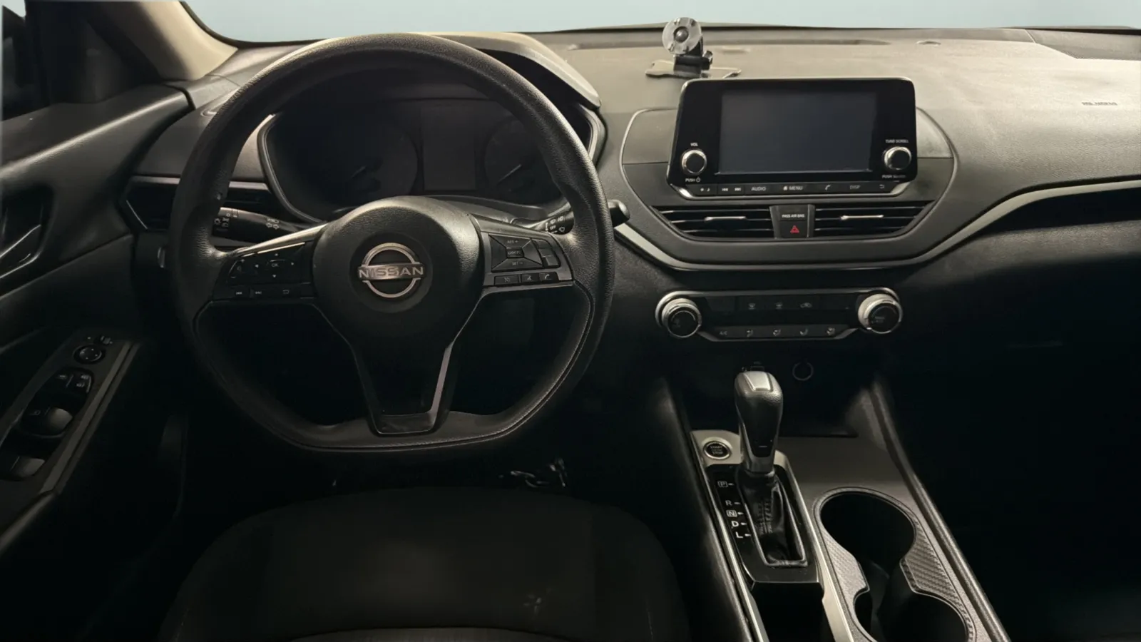 Nissan Altima photo 10