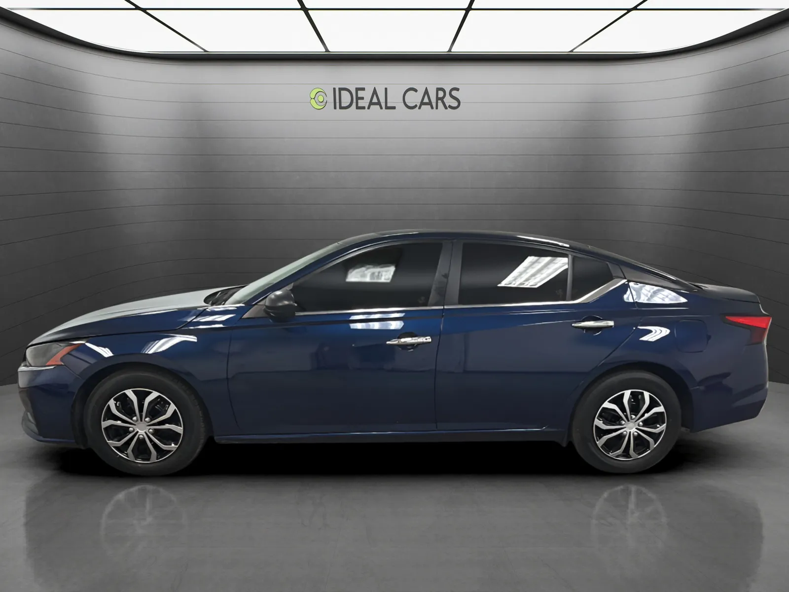 Nissan Altima photo 8