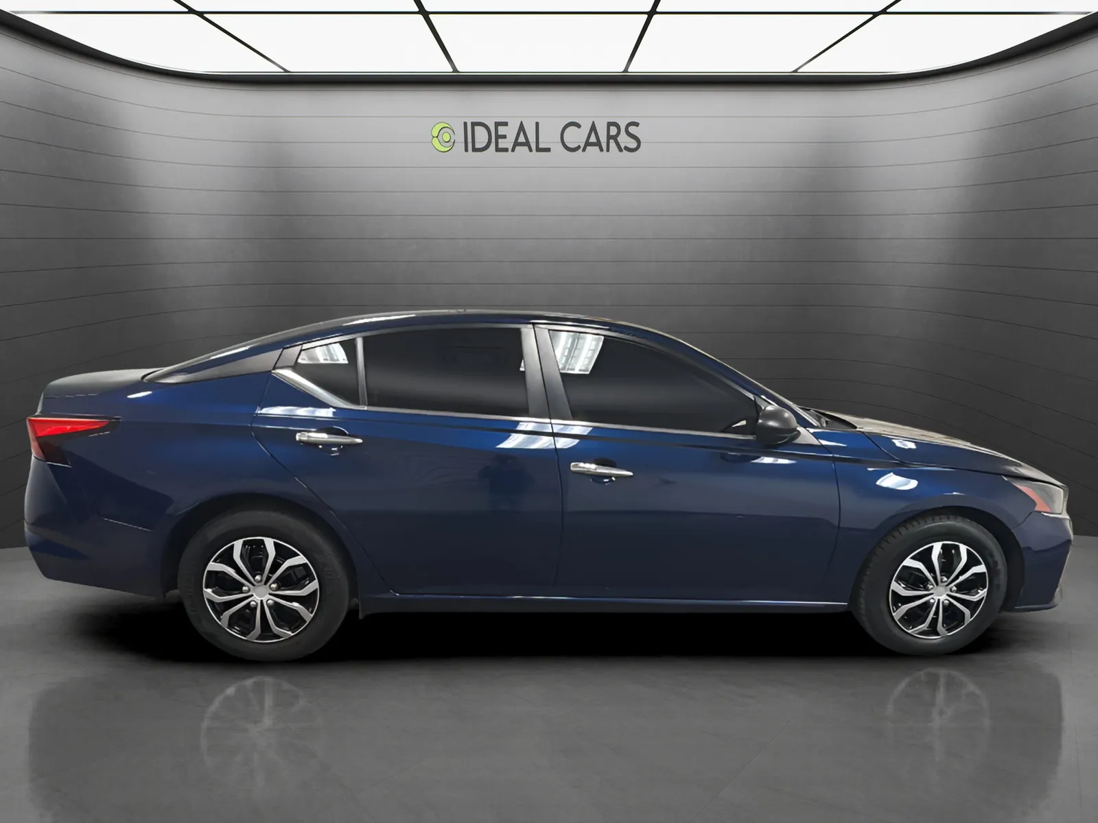 Nissan Altima photo 4