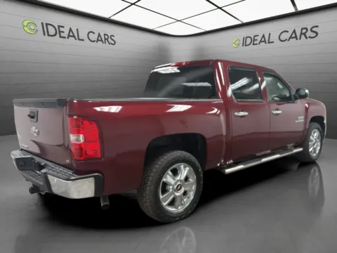 More photos of 2013 Chevrolet Silverado 1500 LT at Ideal Cars - Main Street, AZ