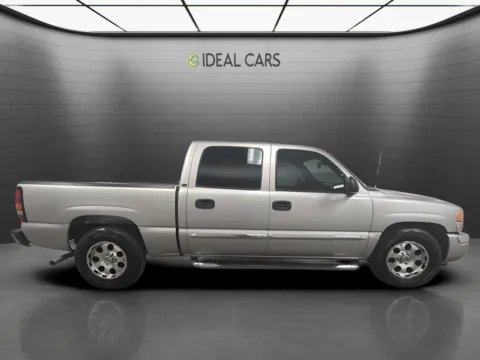 More photos of 2005 GMC Sierra 1500 SLE at Ideal Cars - Main Street, AZ