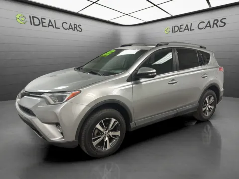 Silver 2018 Toyota RAV4 XLE for sale in Mesa, AZ