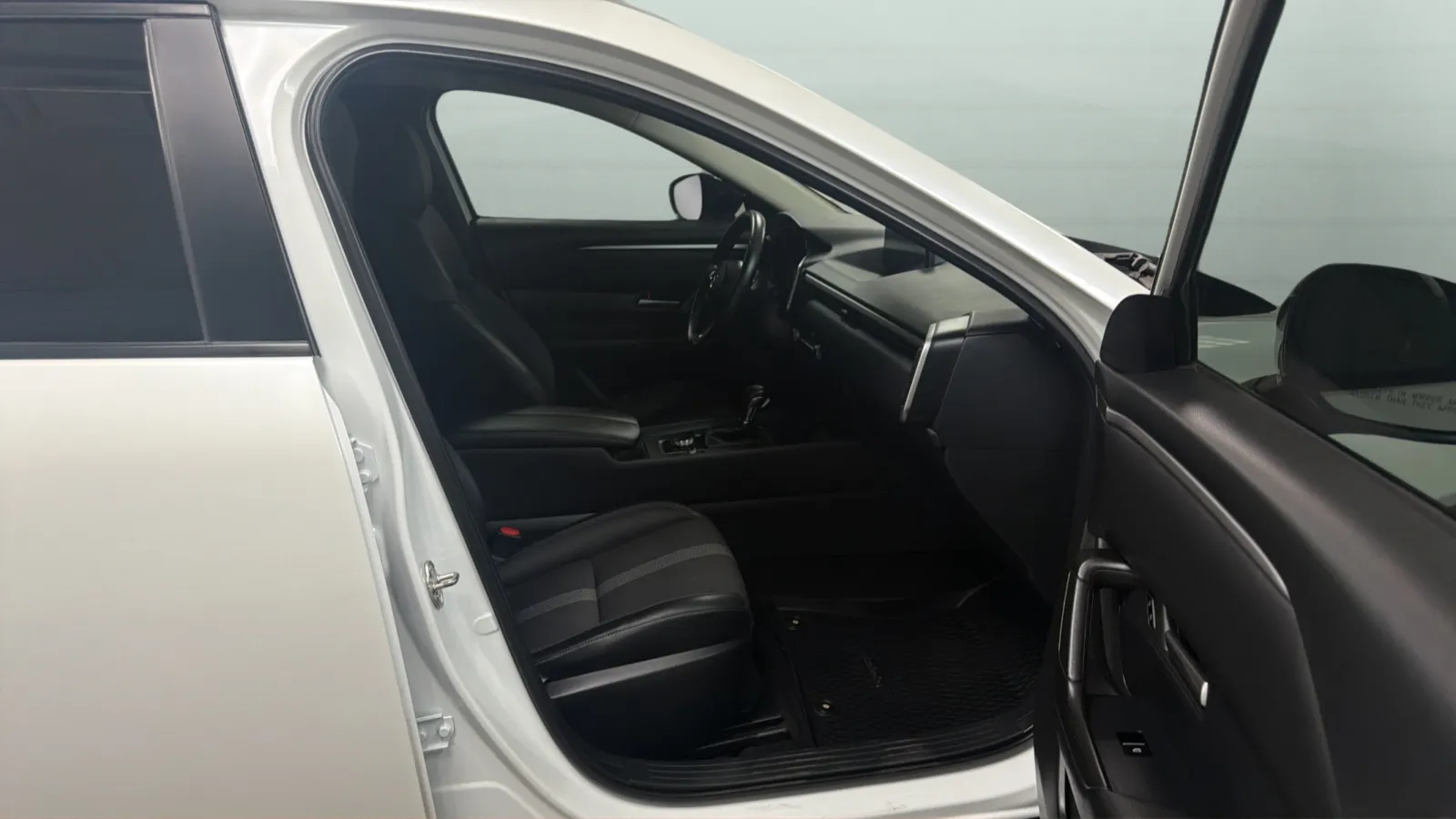 Mazda CX-50 photo 22