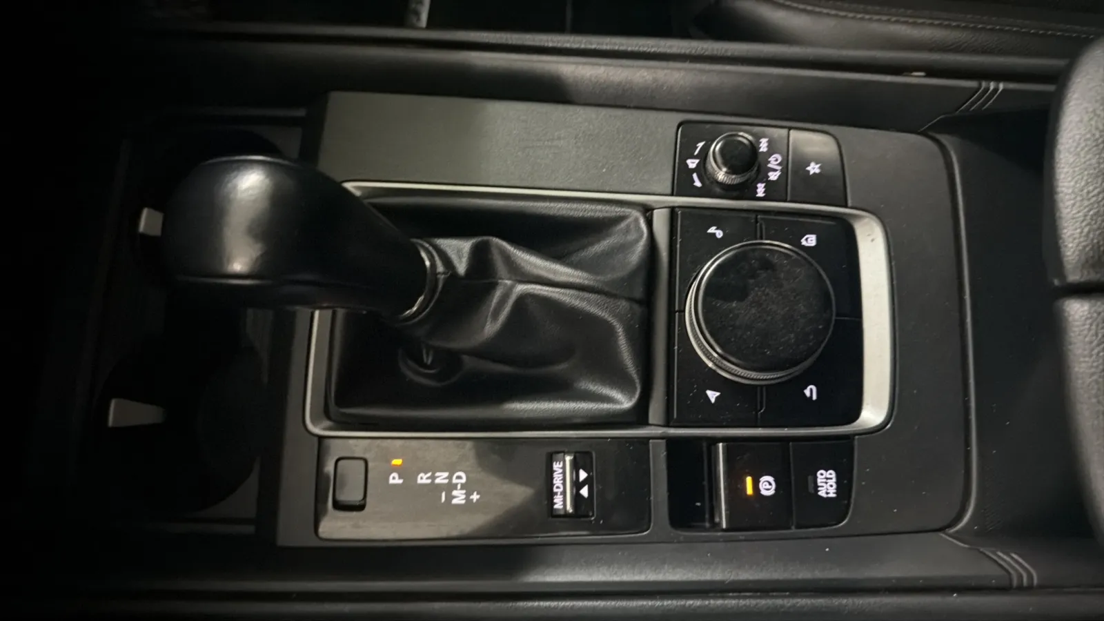 Mazda CX-50 photo 12