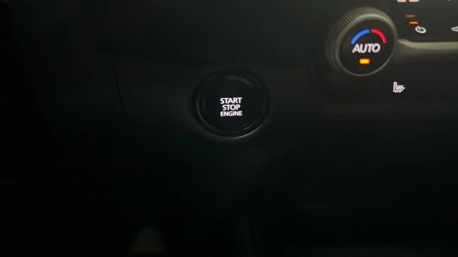 Mazda CX-50 photo 15