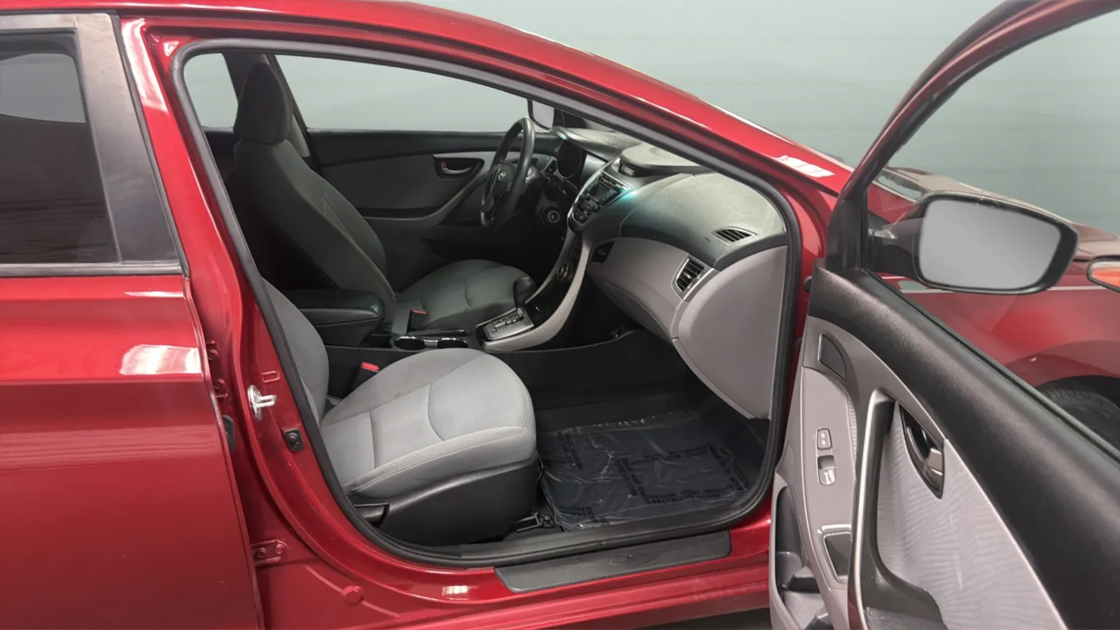 Hyundai Elantra photo 20