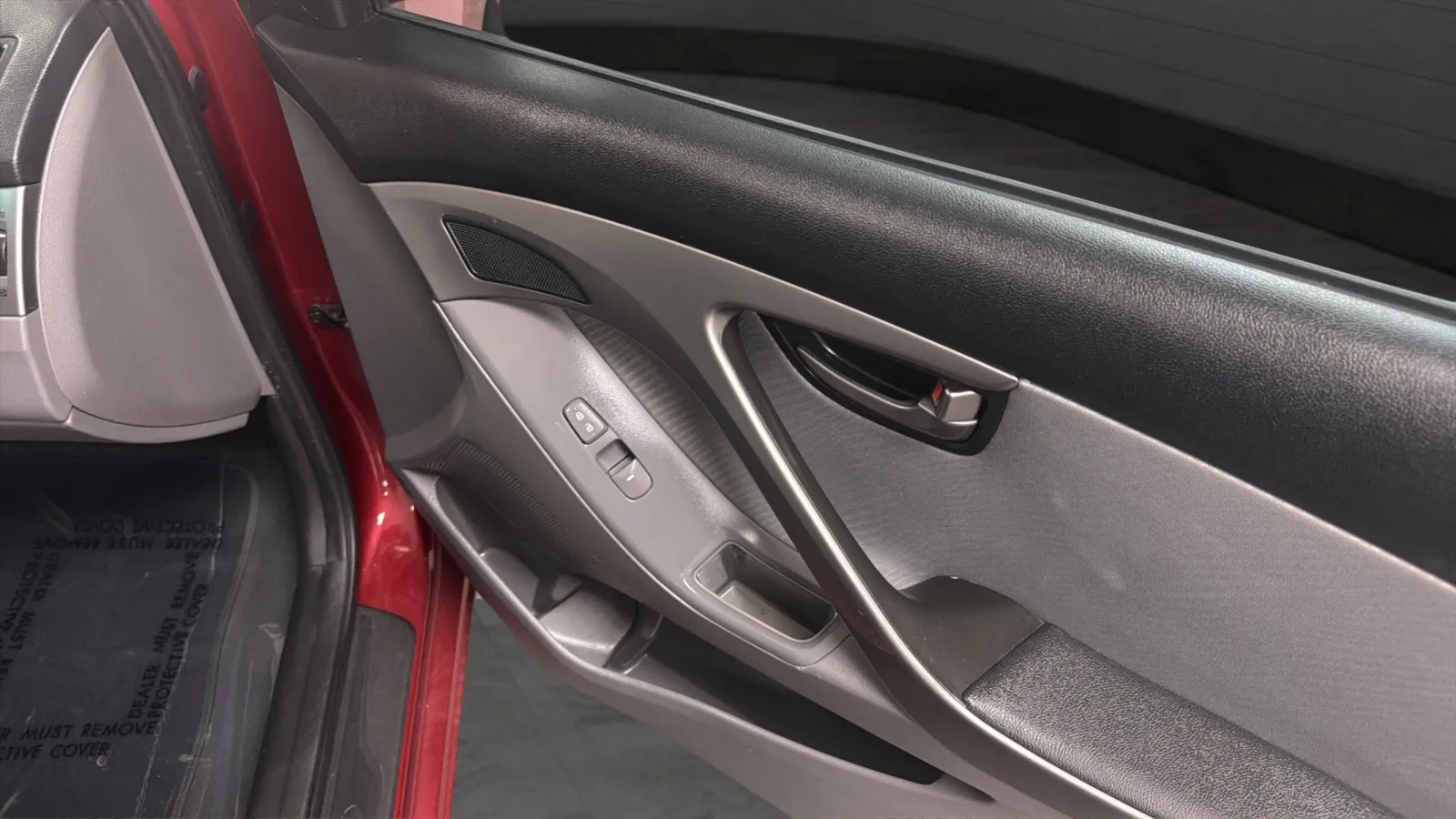Hyundai Elantra photo 16