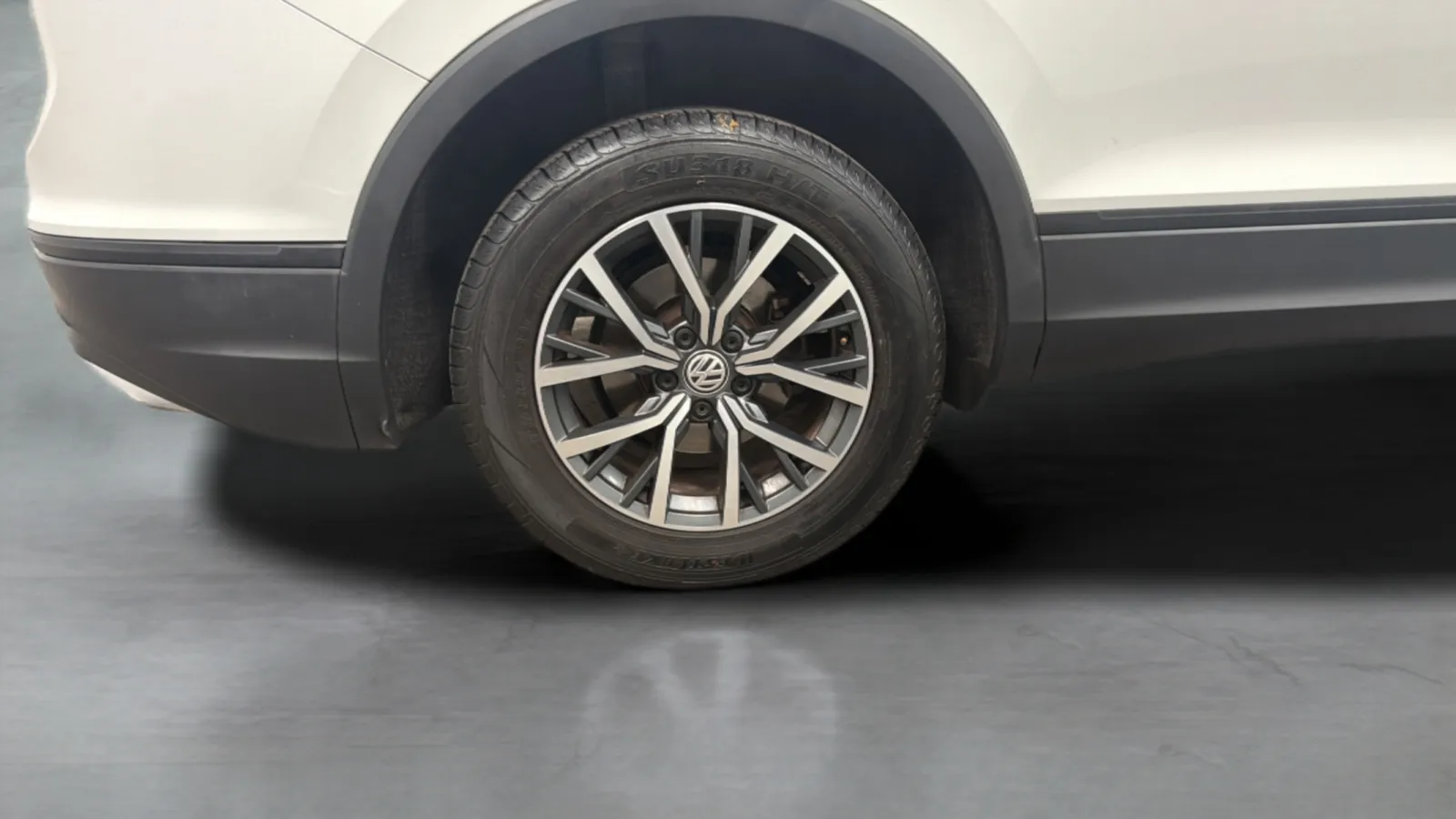 Volkswagen Tiguan photo 26