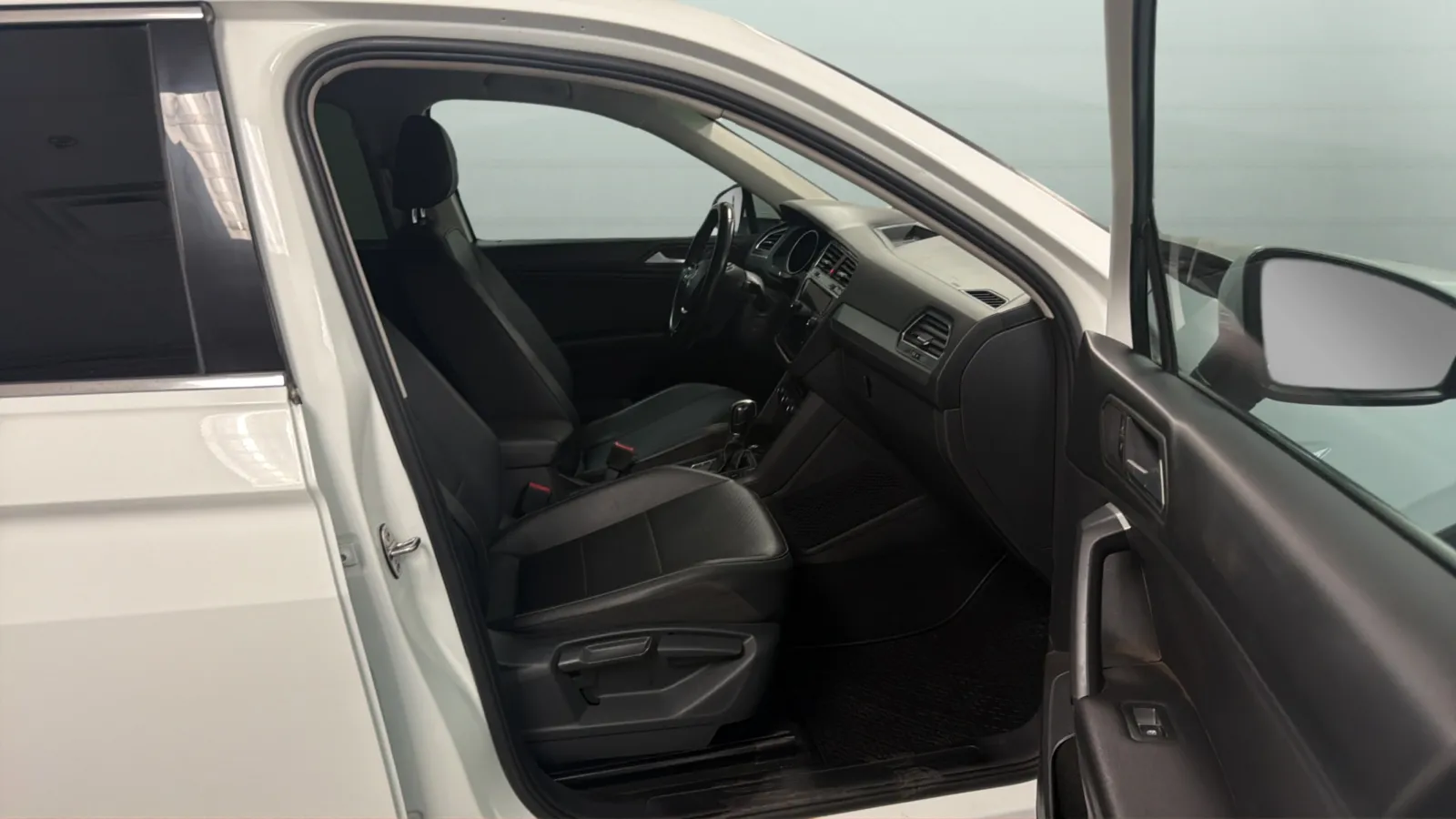 Volkswagen Tiguan photo 22