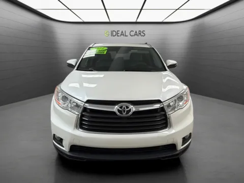 Photos of 2014 Toyota Highlander XLE for sale in Mesa, AZ at Ideal Cars - Main Street