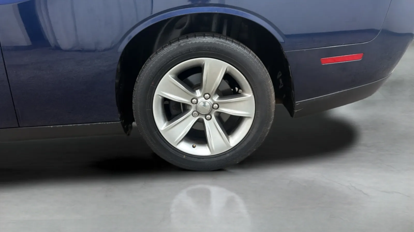 Dodge Challenger photo 26