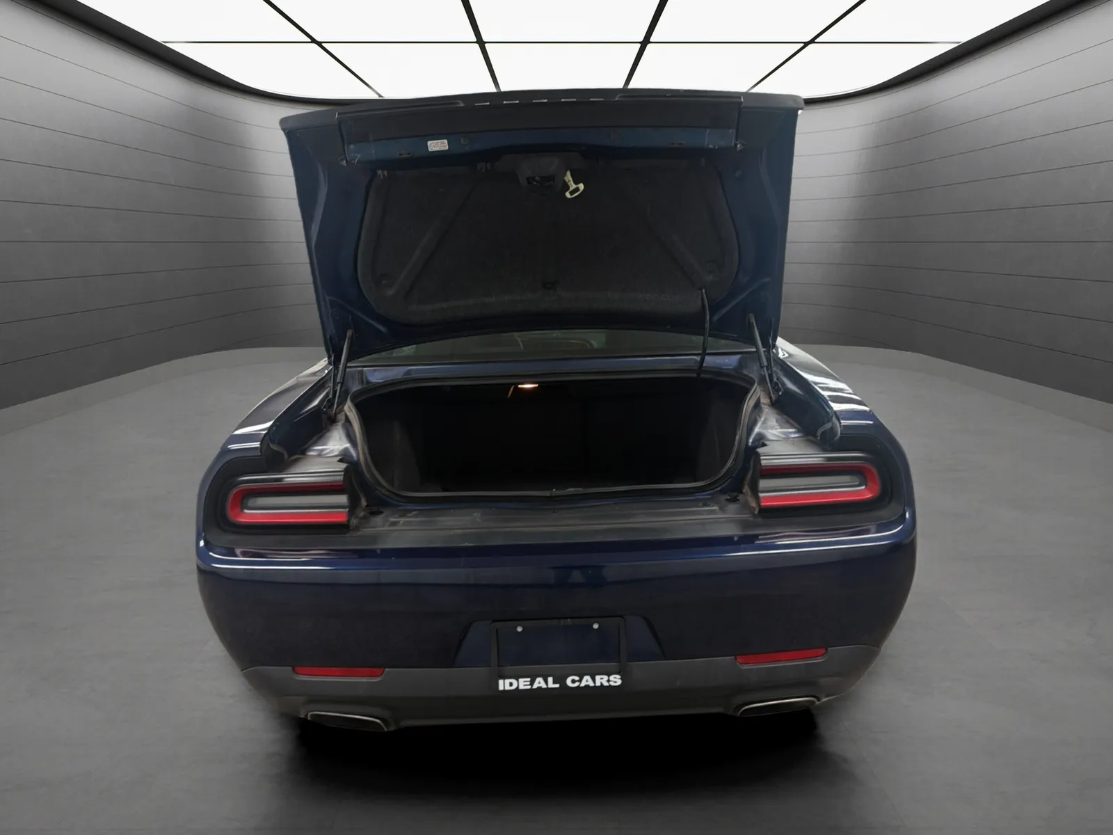 Dodge Challenger photo 19