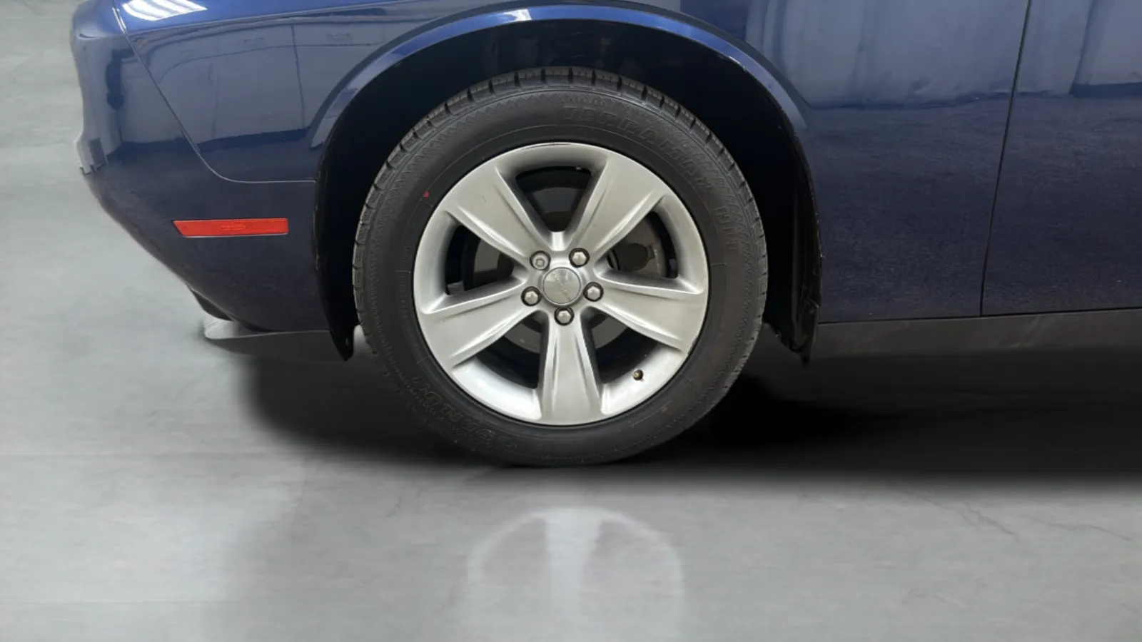 Dodge Challenger photo 27