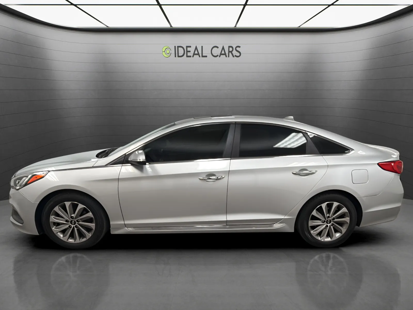 Hyundai Sonata photo 2