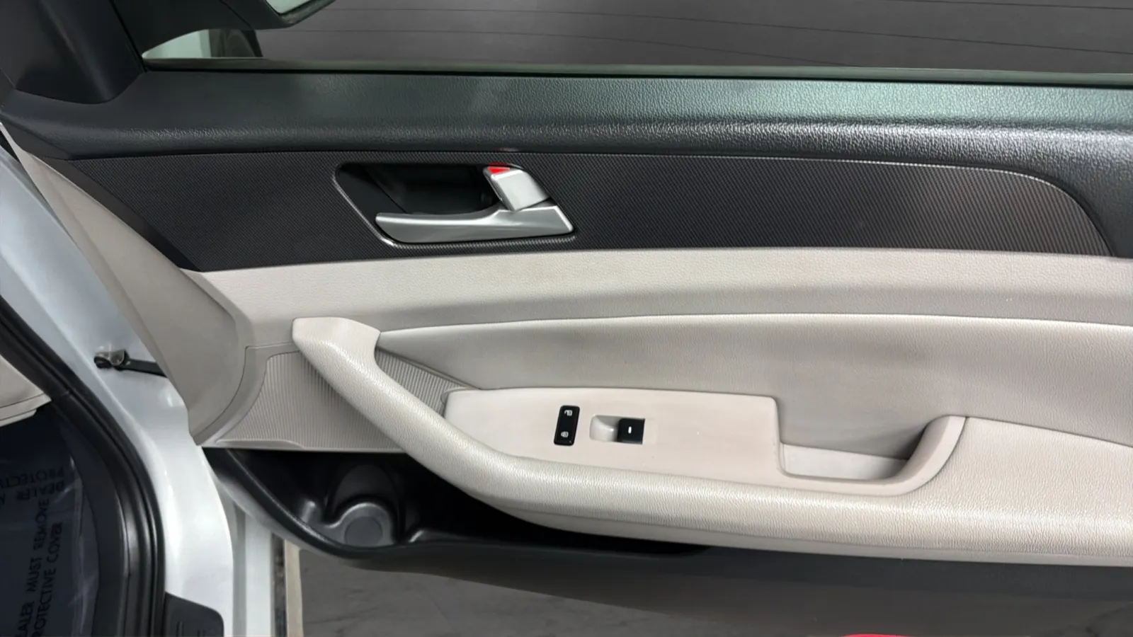 Hyundai Sonata photo 18