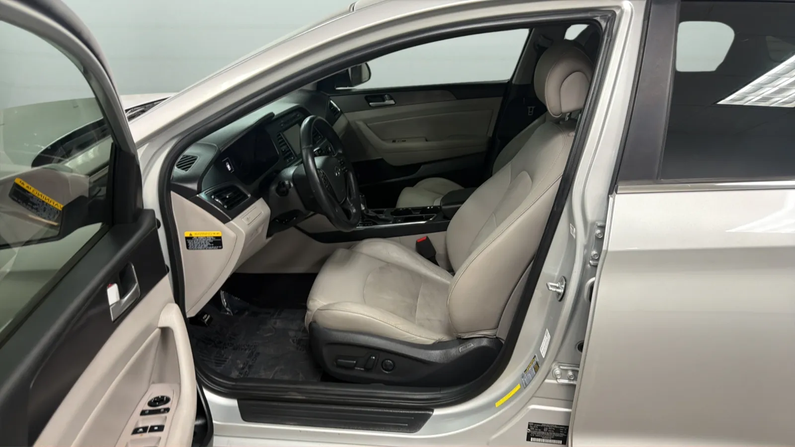 Hyundai Sonata photo 21