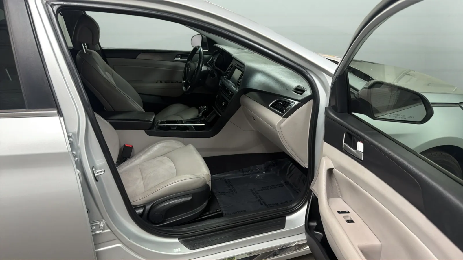 Hyundai Sonata photo 22