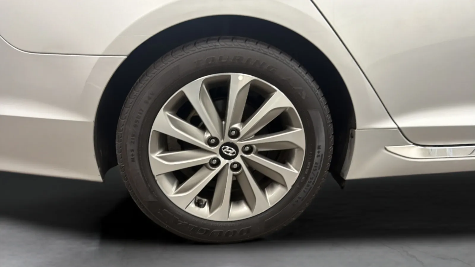 Hyundai Sonata photo 27