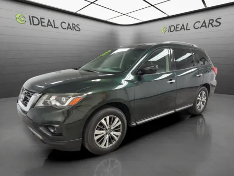 Green 2020 Nissan Pathfinder SL for sale in Mesa, AZ