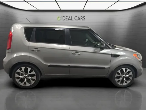 More photos of 2013 Kia Soul ! at Ideal Cars - Main Street, AZ