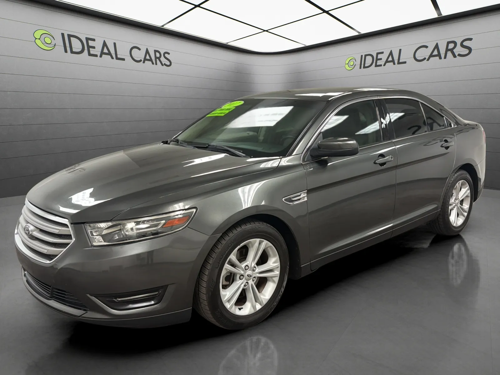 Gray 2017 Ford Taurus SEL for sale in Mesa, AZ