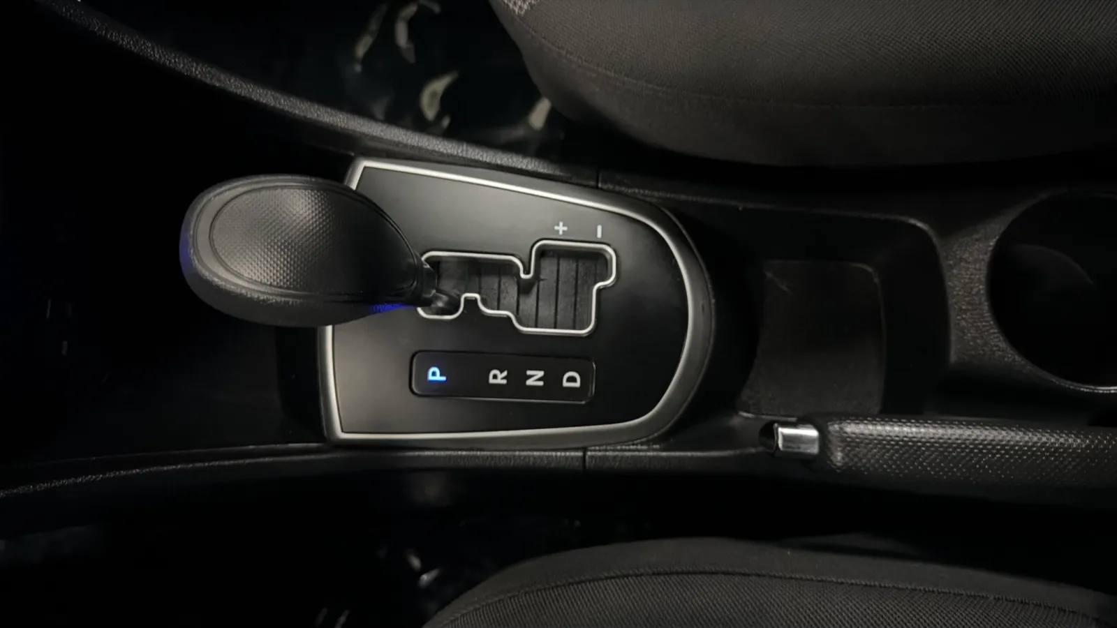 Hyundai Accent photo 12