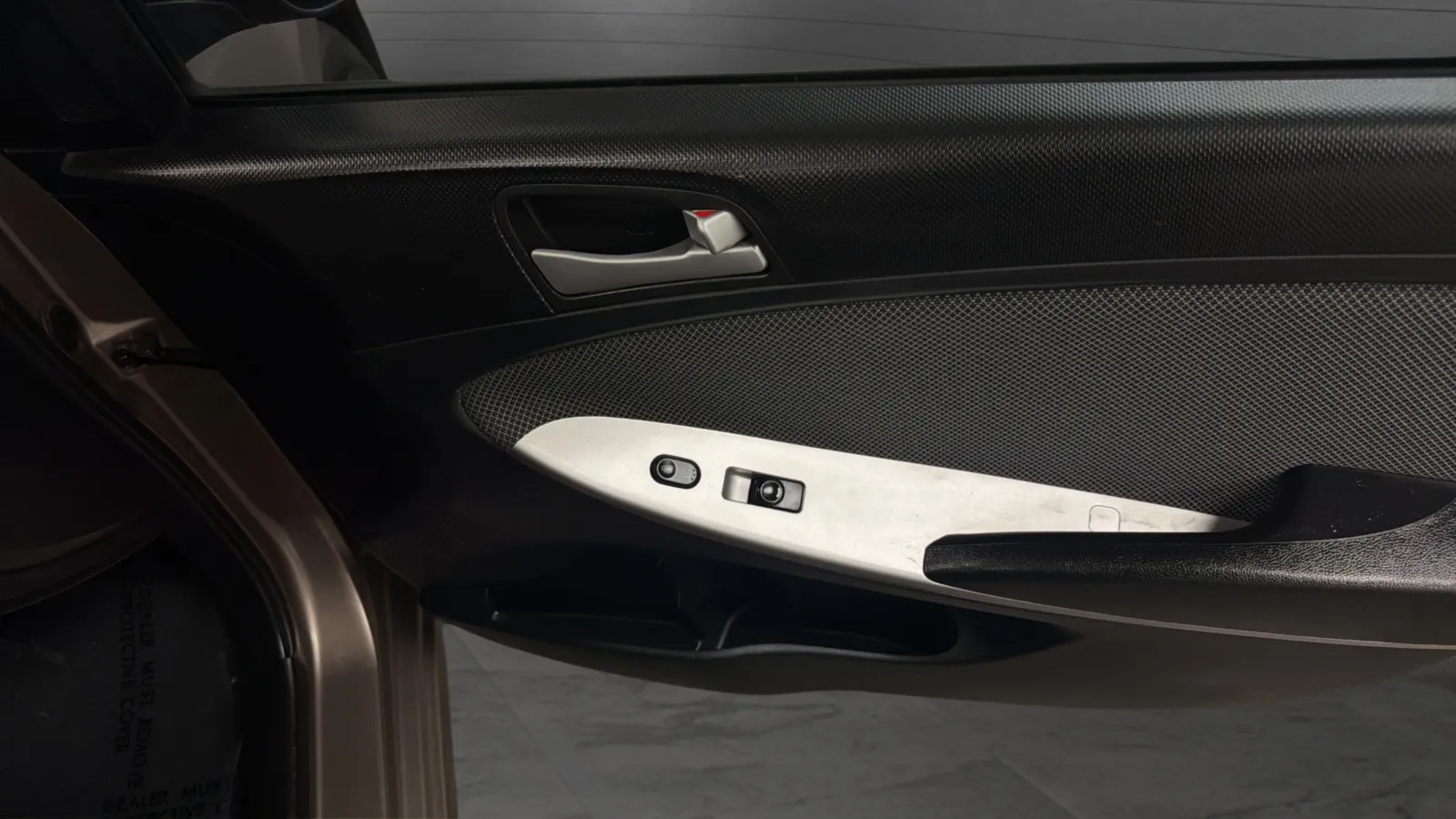 Hyundai Accent photo 16
