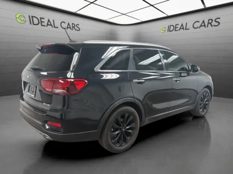 More photos of 2020 Kia Sorento EX V6 at Ideal Cars - Main Street, AZ
