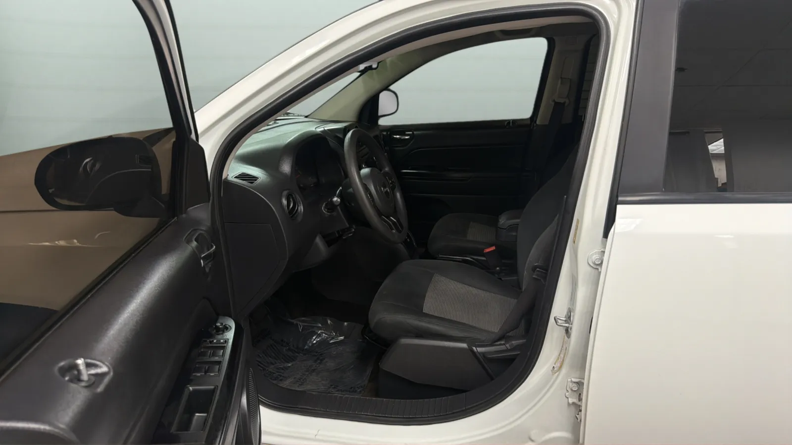 Jeep Compass photo 18