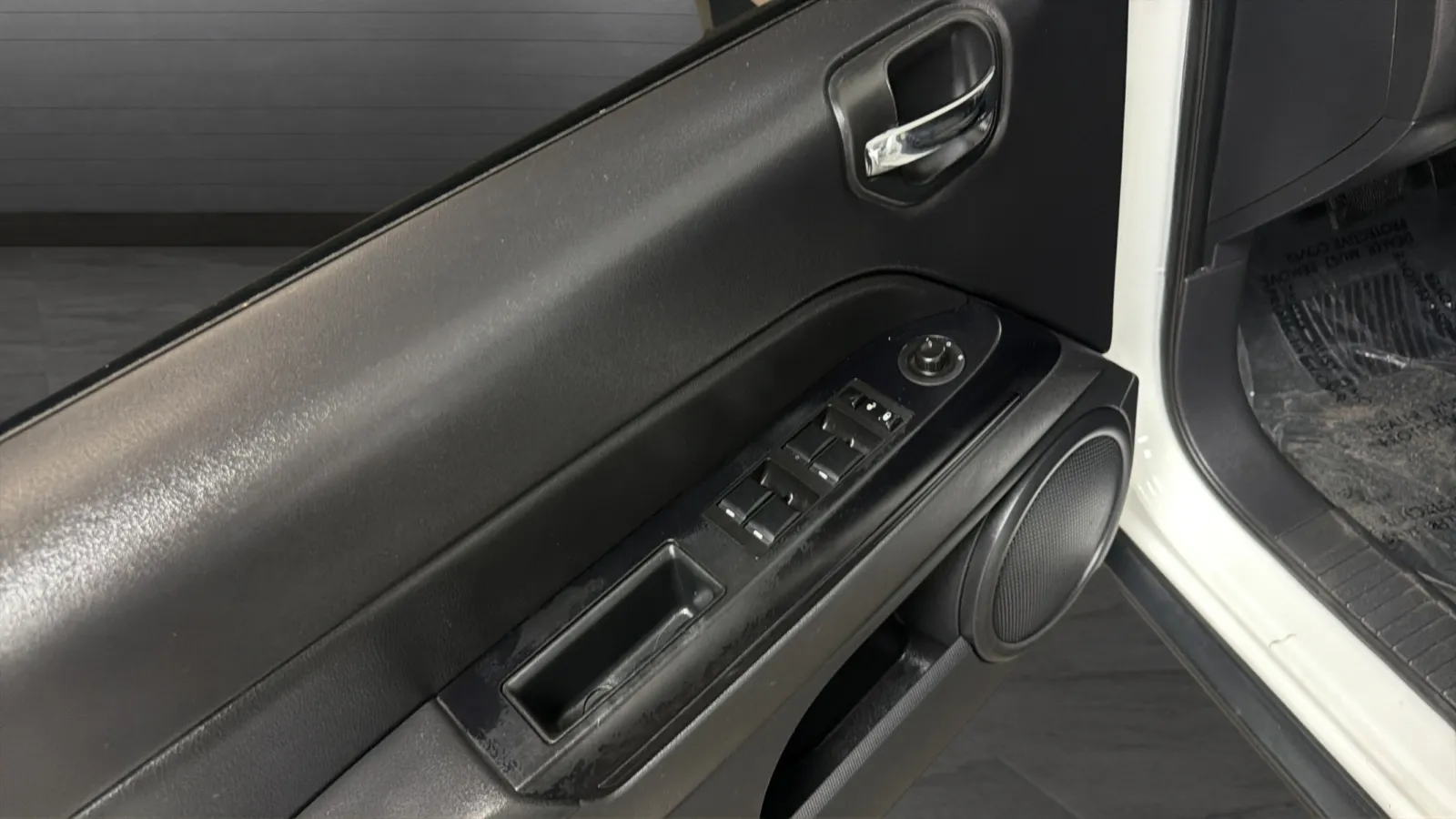 Jeep Compass photo 22