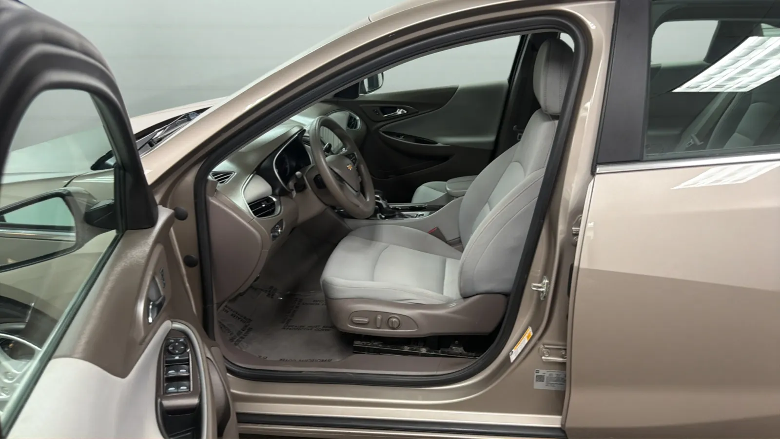 Chevrolet Malibu photo 21