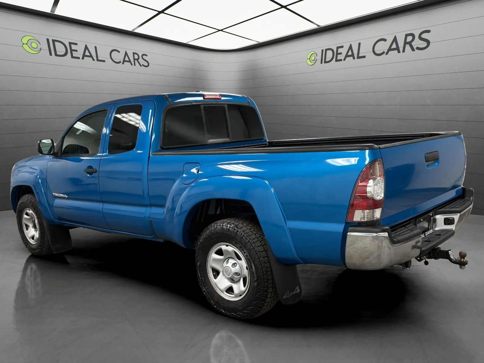 Toyota Tacoma photo 7