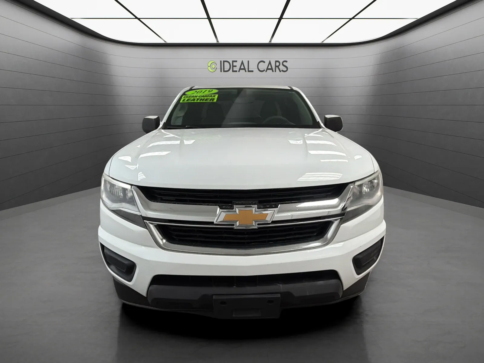 Chevrolet Colorado photo 2