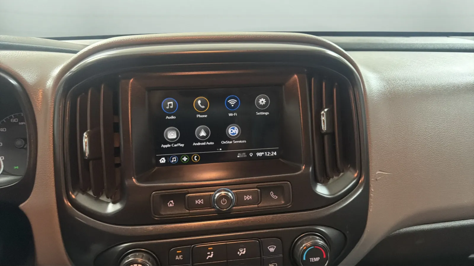 Chevrolet Colorado photo 13