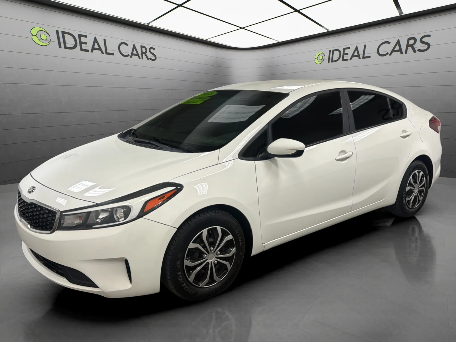 White 2018 Kia Forte LX for sale in Mesa, AZ