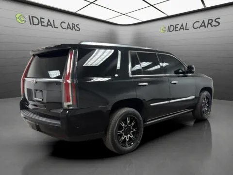 More photos of 2019 Cadillac Escalade Platinum at Ideal Cars - Main Street, AZ