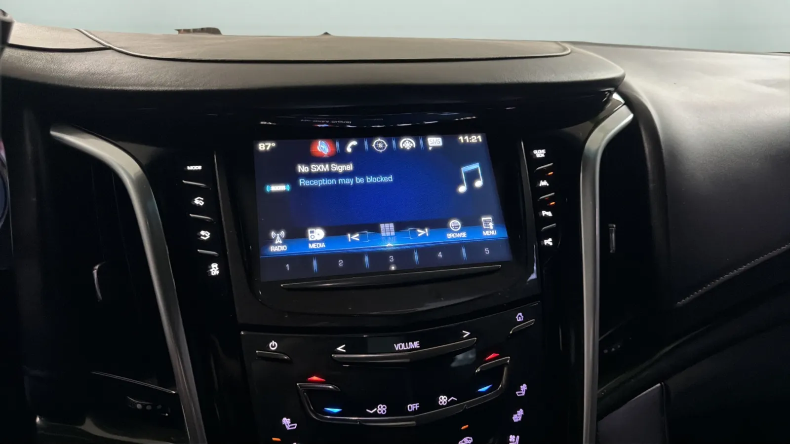 Cadillac Escalade photo 13