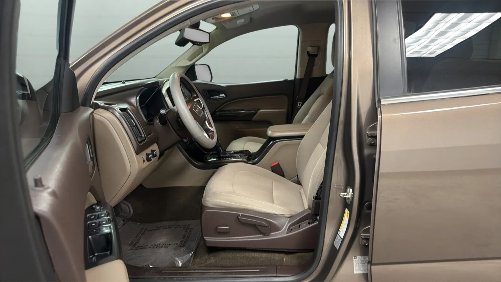 GMC Canyon photo 20
