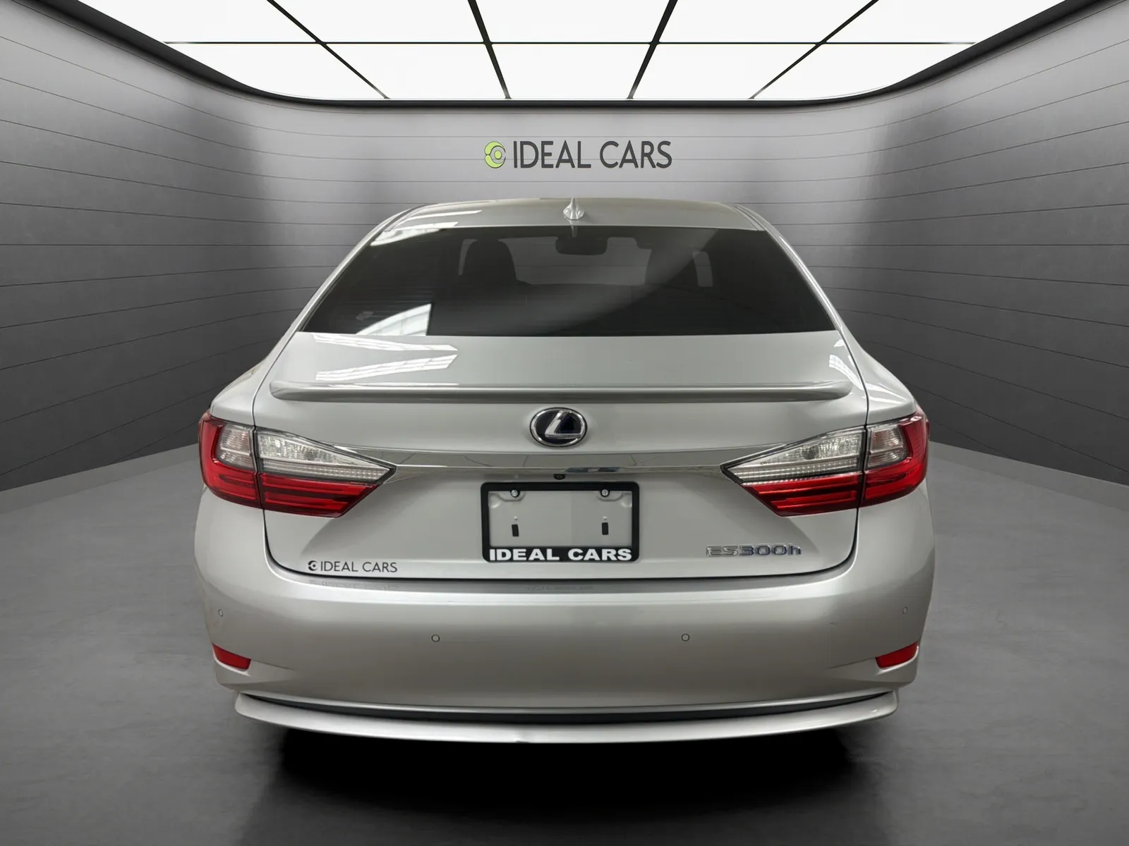 Lexus ES photo 6