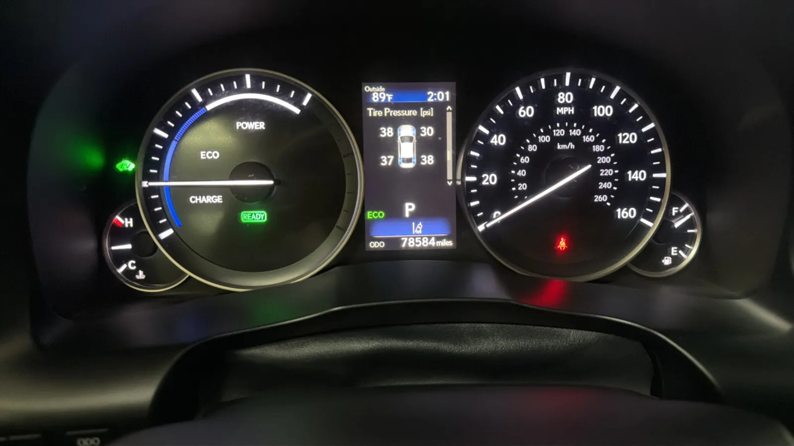 Lexus ES photo 11