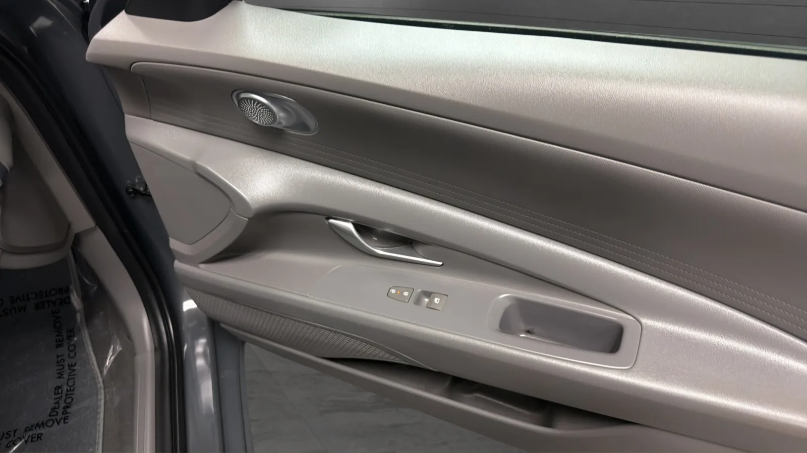 Hyundai Elantra photo 18