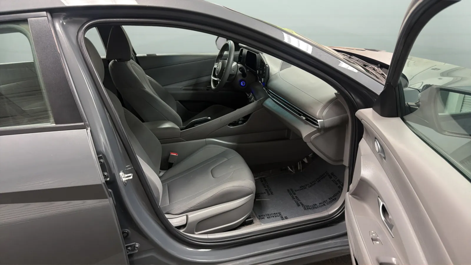 Hyundai Elantra photo 21