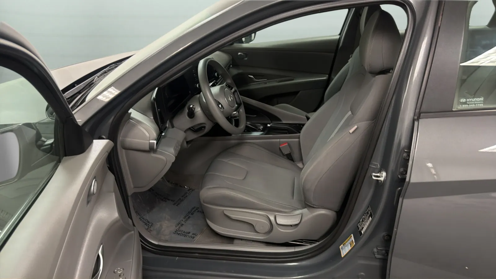 Hyundai Elantra photo 20
