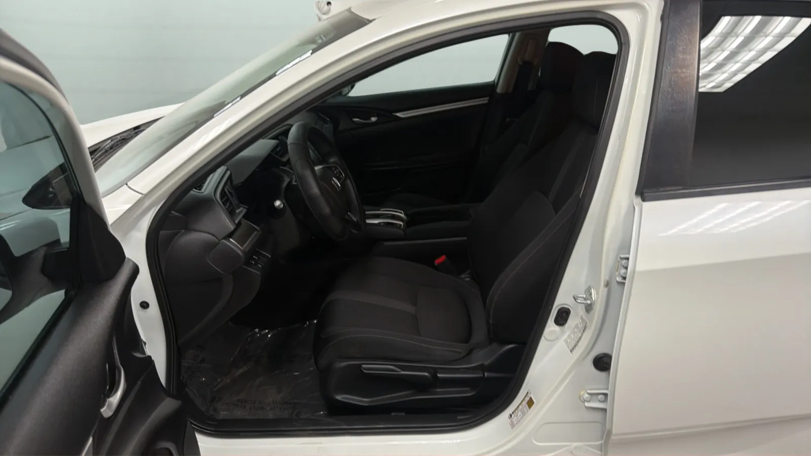 Honda Civic photo 20