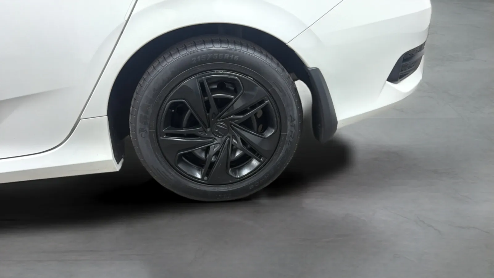 Honda Civic photo 25